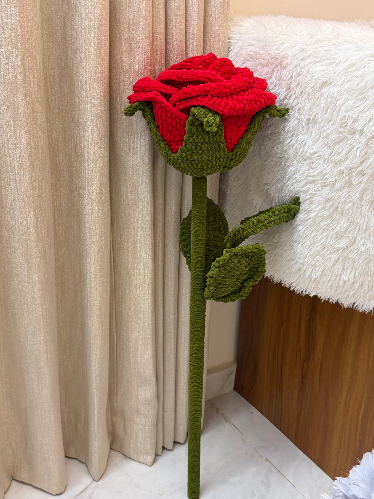 Giant rose