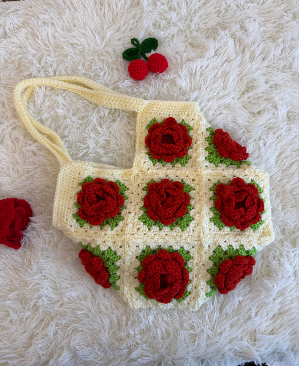 Red rose bag